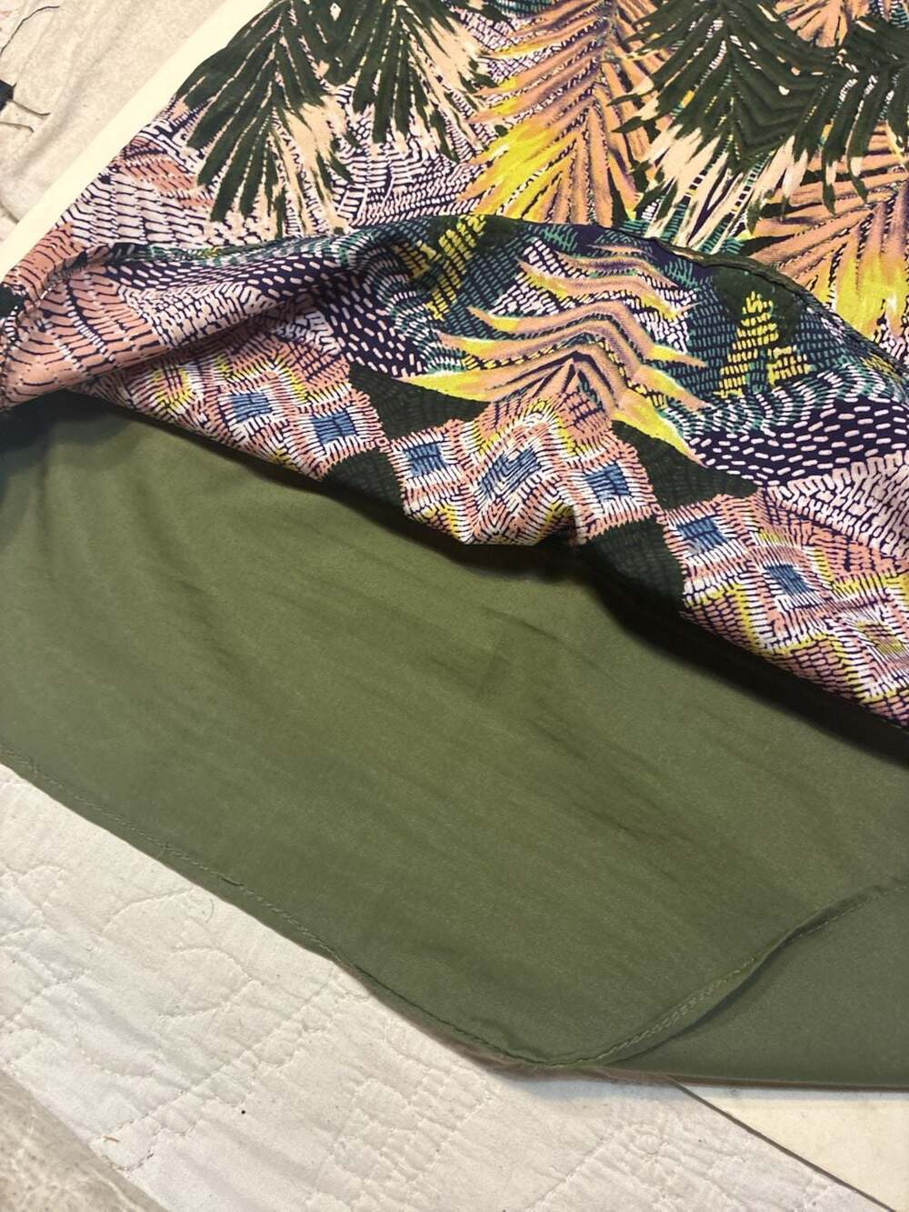 W118 by Walter Baker Tropical Palm Print V-Neck Dress Size 4 - Picture 16 of 16